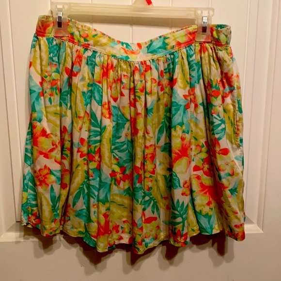 American Eagle aloha shirt - Picture 2 of 3